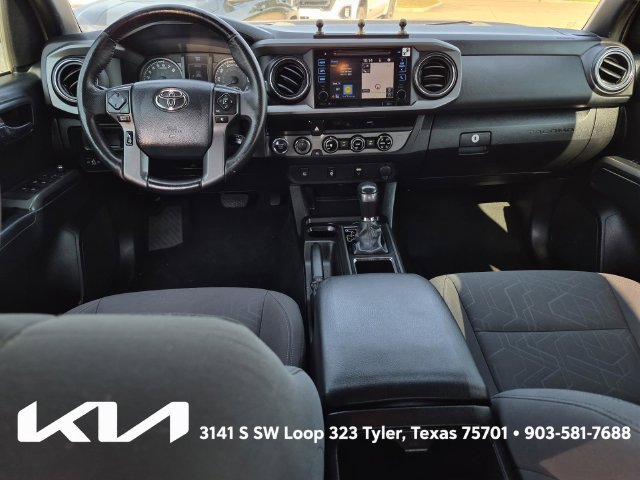 Used 2016 Toyota Tacoma TRD Off-Road w/ Towing Package AWD/4WD image 23