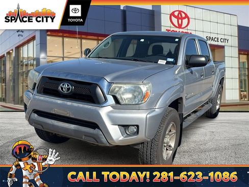 Used 2014 Toyota Tacoma PreRunner w/ SR5 Package image 1