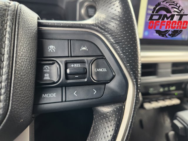 Certified 2025 Toyota 4Runner SR5 AWD/4WD image 28