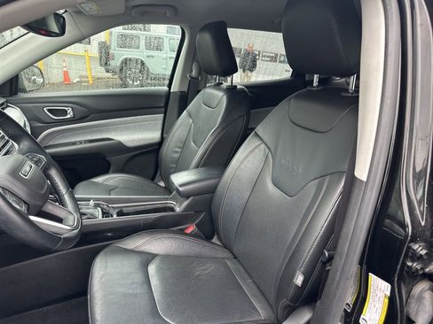 Used 2022 Jeep Compass Latitude image 8