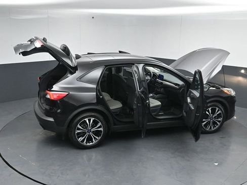 Used 2021 Ford Escape SE w/ SE Sport Appearance Package image 54