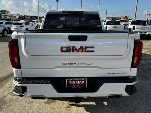 Used 2024 GMC Sierra 1500 Denali w/ Denali Reserve Package RWD image 9