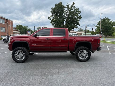 Used 2017 GMC Sierra 1500 Denali w/ Denali Ultimate Package AWD/4WD image 1