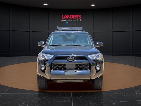 Used 2021 Toyota 4Runner Trail Special Edition AWD/4WD image 6