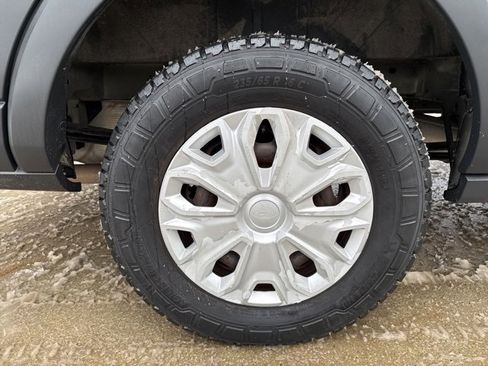 Used 2018 Ford Transit 350 XLT image 43