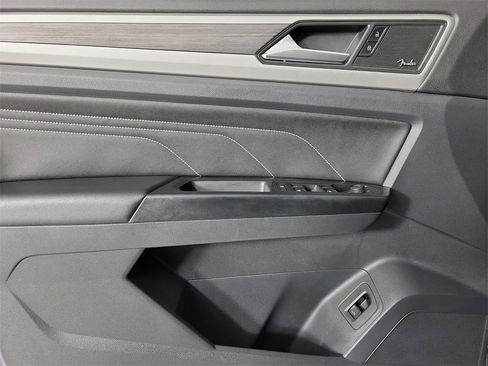 Used 2021 Volkswagen Atlas SEL Premium image 20