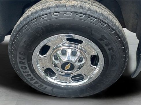 Used 2017 Chevrolet Silverado 2500 W/T w/ Snow Plow Prep Package image 23