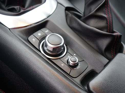 Used 2018 MAZDA MX-5 Miata Grand Touring image 20