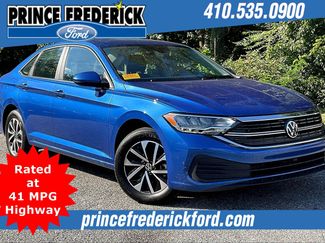 Used 2024 Volkswagen Jetta S image 1