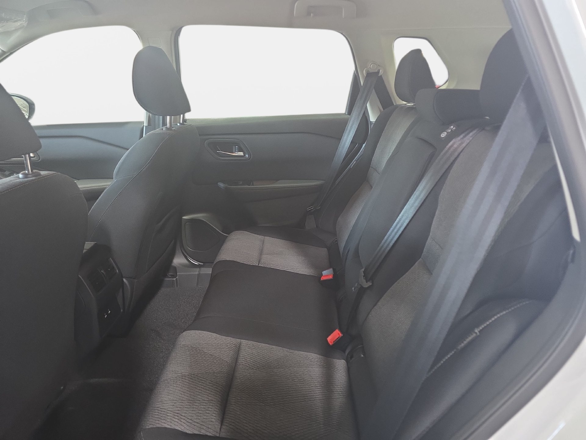 New 2026 Nissan Rogue SV AWD/4WD image 14