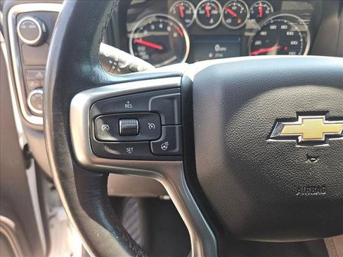Used 2021 Chevrolet Silverado 1500 LT RWD image 23