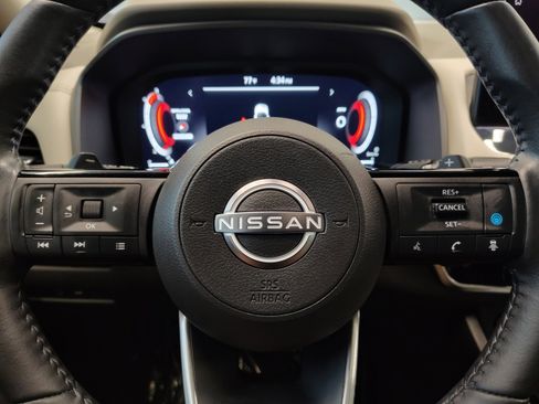 Certified 2024 Nissan Rogue SL w/ SL Premium Package FWD image 21
