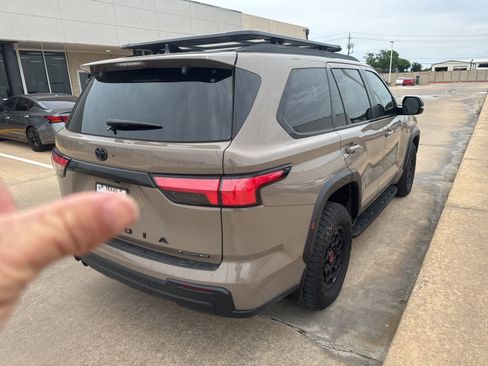 Used 2025 Toyota Sequoia TRD Pro AWD/4WD image 5