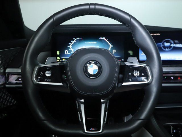 Used 2026 BMW 740i xDrive AWD/4WD image 25