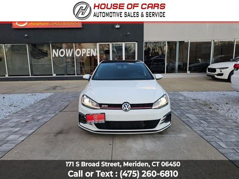 Used 2018 Volkswagen GTI SE image 1