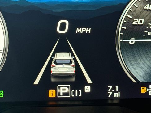 Used 2025 Subaru Forester Touring image 27