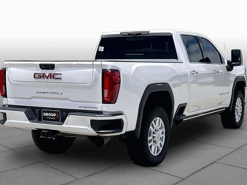 Used 2022 GMC Sierra 2500 Denali w/ Technology Package AWD/4WD image 12
