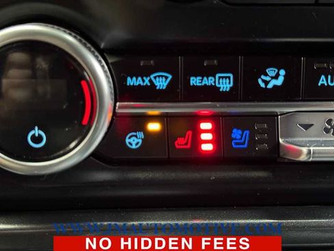 Used 2023 Ford Expedition Limited AWD/4WD image 40