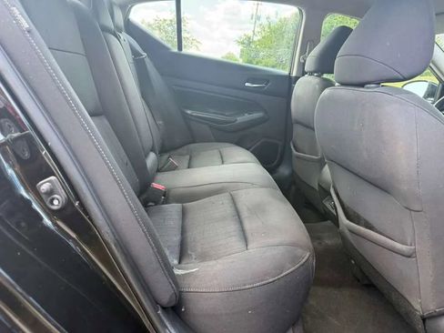 Used 2019 Nissan Altima 2.5 S FWD image 12