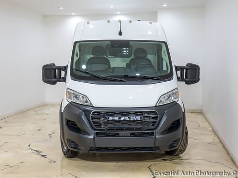 Used 2023 RAM ProMaster 2500 FWD image 4