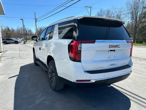 New 2026 GMC Yukon Elevation w/ Elevation Premium Package AWD/4WD image 11