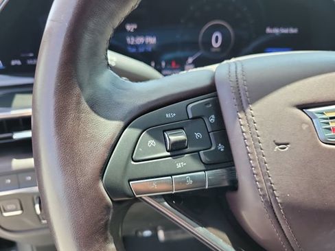 Certified 2022 Cadillac Escalade Premium Luxury Platinum AWD/4WD image 35