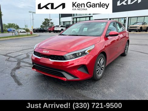 Used 2024 Kia Forte LXS FWD image 11