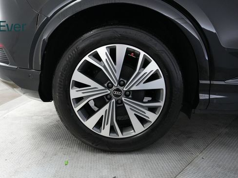 Used 2023 Audi Q4 e-tron Premium Plus w/ Premium Plus RWD image 22