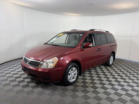 Used 2012 Kia Sedona LX w/ PWR Pkg image 2
