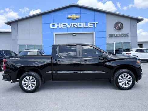Used 2023 Chevrolet Silverado 1500 Custom AWD/4WD image 3