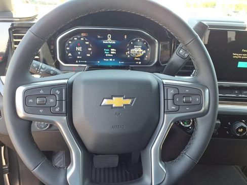 New 2026 Chevrolet Silverado 2500 LT w/ Convenience Package AWD/4WD image 8