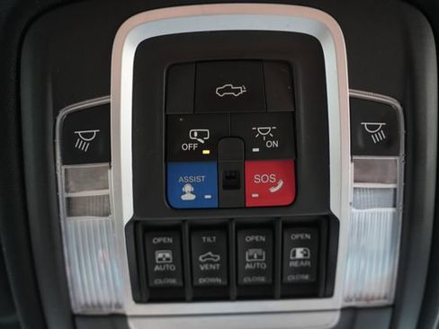 Used 2019 RAM 1500 Limited image 28