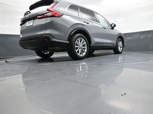 Certified 2025 Honda CR-V EX image 30