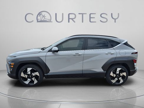 New 2026 Hyundai Kona Limited FWD image 2