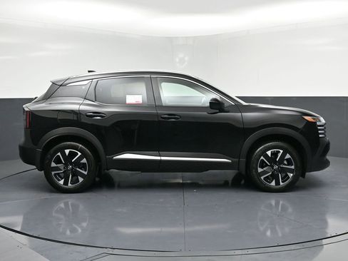 New 2026 Nissan Kicks SV AWD/4WD image 24