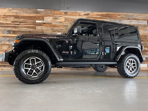 Used 2026 Jeep Wrangler Unlimited Rubicon AWD/4WD image 22