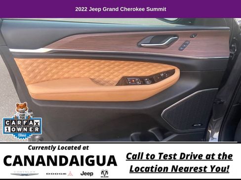 Used 2022 Jeep Grand Cherokee Summit AWD/4WD image 41