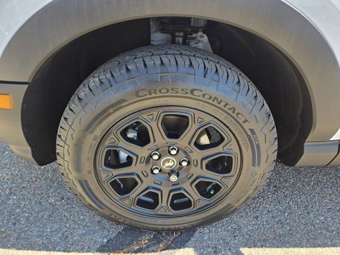 Used 2025 Ford Bronco Sport Badlands w/ Badlands Tech Package AWD/4WD image 15