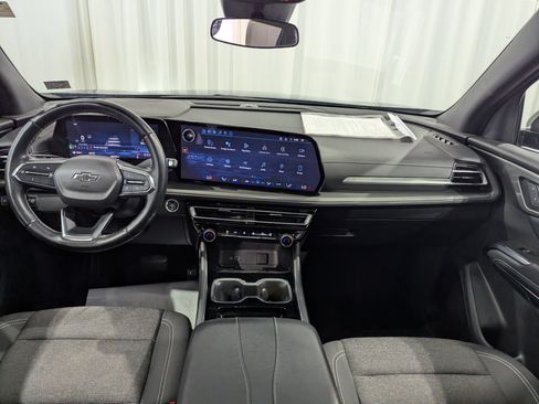 Used 2024 Chevrolet Traverse LT w/ Midnight/Sport Edition AWD/4WD image 15