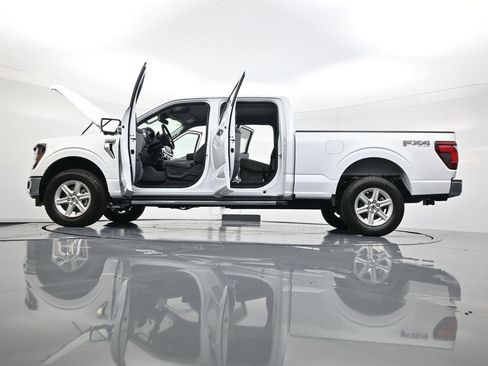 New 2025 Ford F150 XLT w/ Equipment Group 302A MID image 55