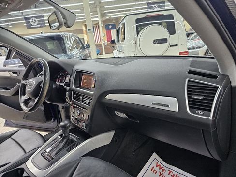 Used 2013 Audi Q5 2.0T Premium w/ Convenience Pkg AWD/4WD image 23