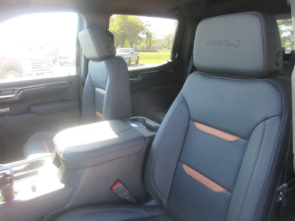 New 2026 GMC Sierra 1500 AT4 w/ AT4 Premium Package AWD/4WD image 12
