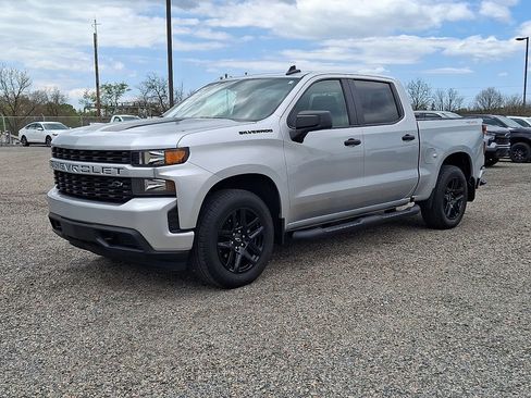 Certified 2022 Chevrolet Silverado 1500 Custom w/ Rally Edition AWD/4WD image 6