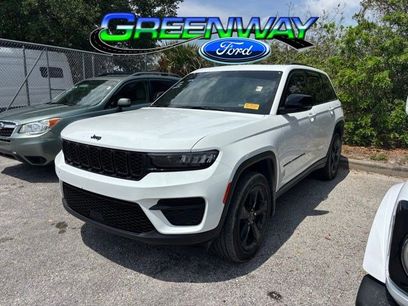Used 2024 Jeep Grand Cherokee Altitude