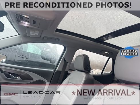 Used 2020 GMC Terrain SLT w/ Preferred Package image 8