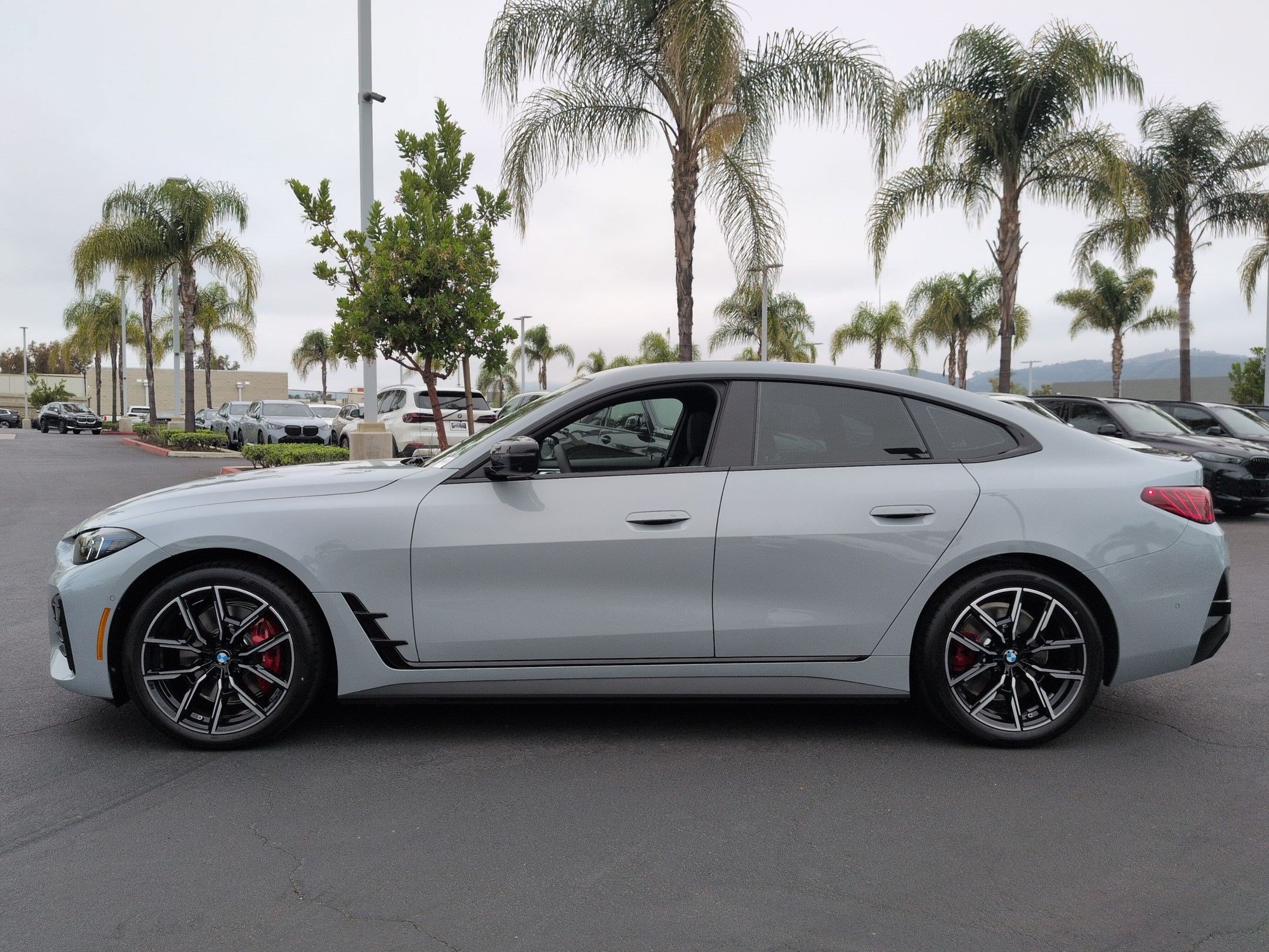 New 2026 BMW i4 xDrive40i w/ M Sport Package AWD/4WD image 7