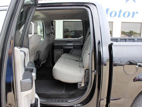 Used 2016 Ford F150 XLT w/ XTR Package image 11