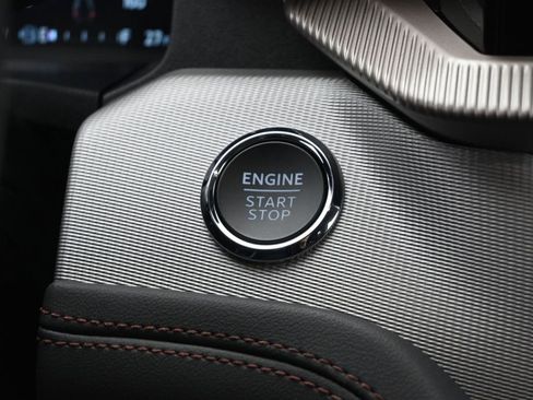 New 2026 Ford Explorer Active RWD image 13