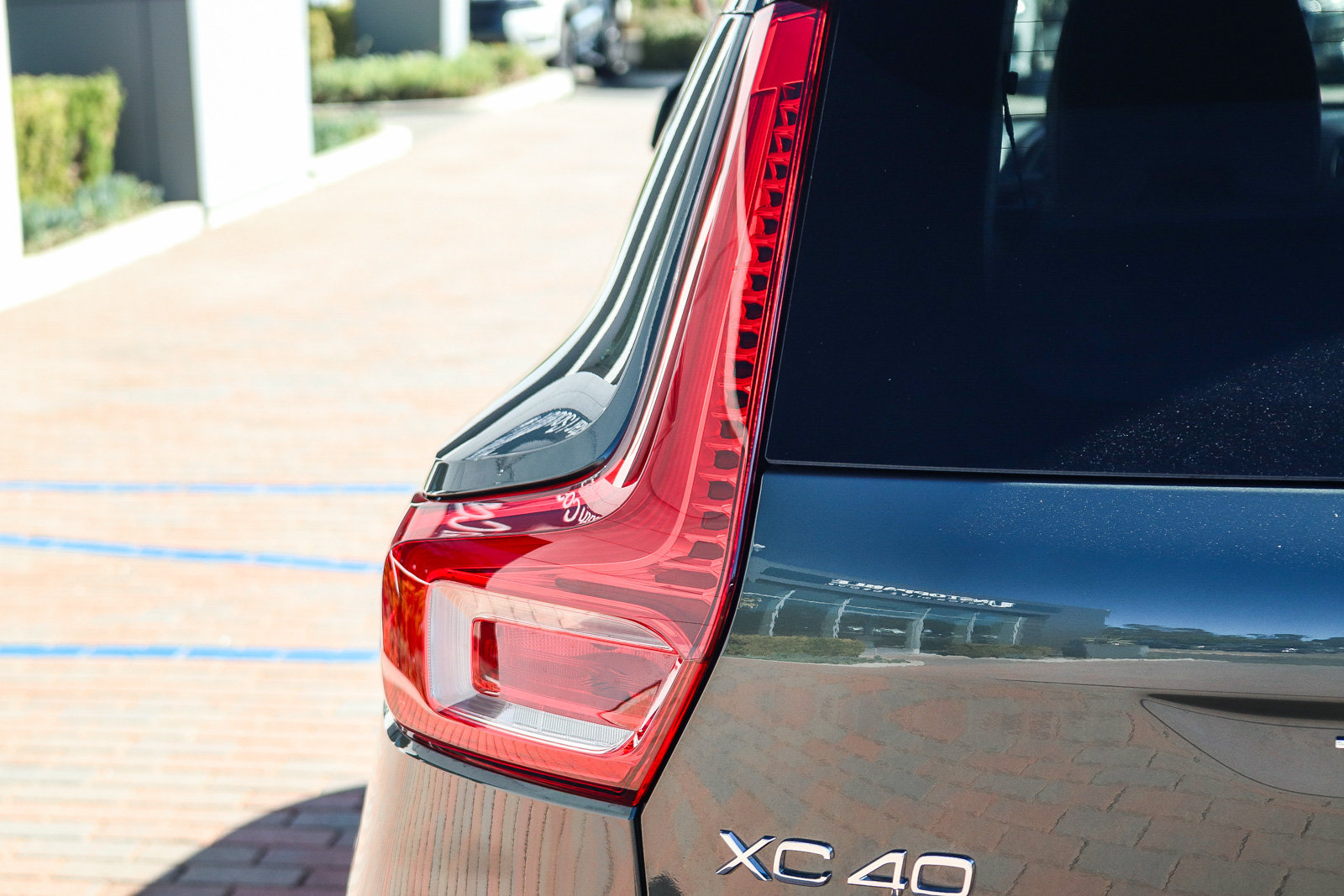 Used 2026 Volvo XC40 B5 Plus AWD/4WD image 8
