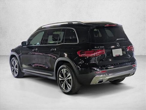 Used 2025 Mercedes-Benz GLB 250 image 7